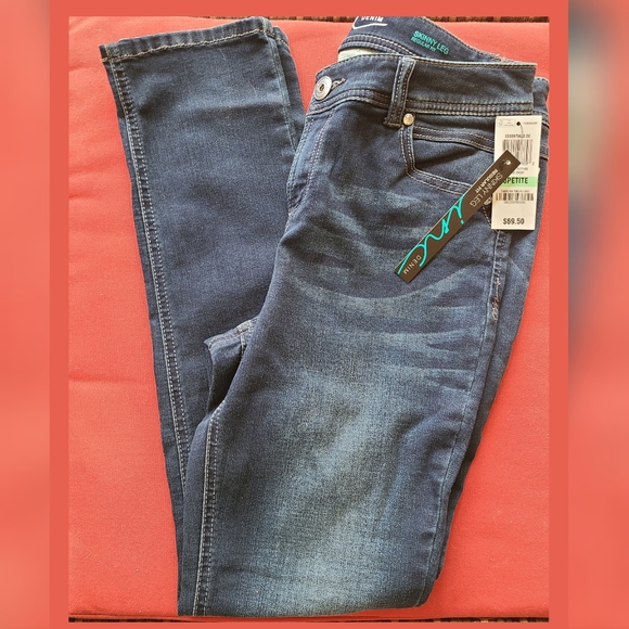 inc DENIM Denim - NWT - inc DENIM Skinny Leg Jeans